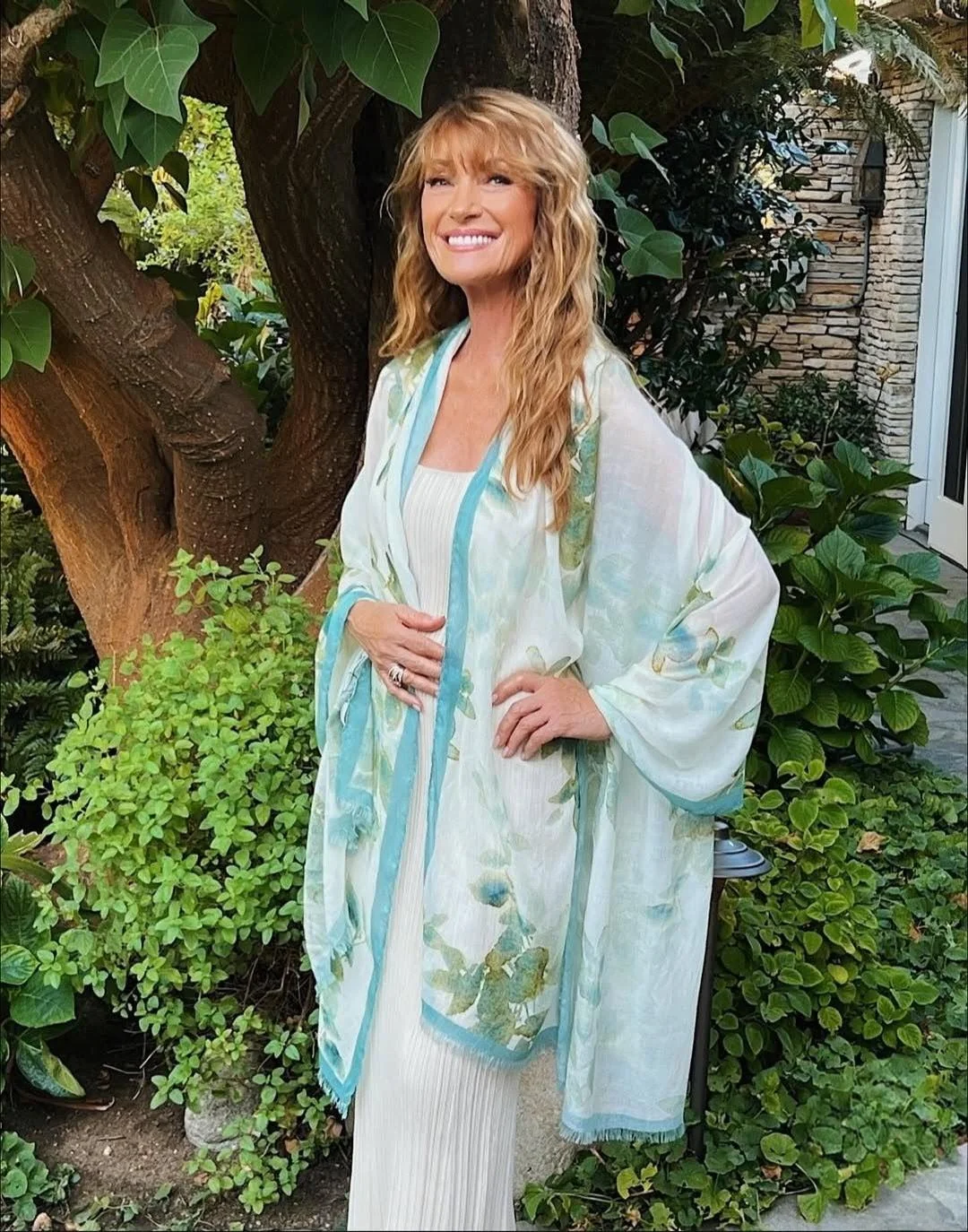 Jane Seymour, 74 picture 2 of 2