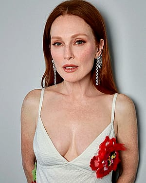 Julianne Moore, 62'