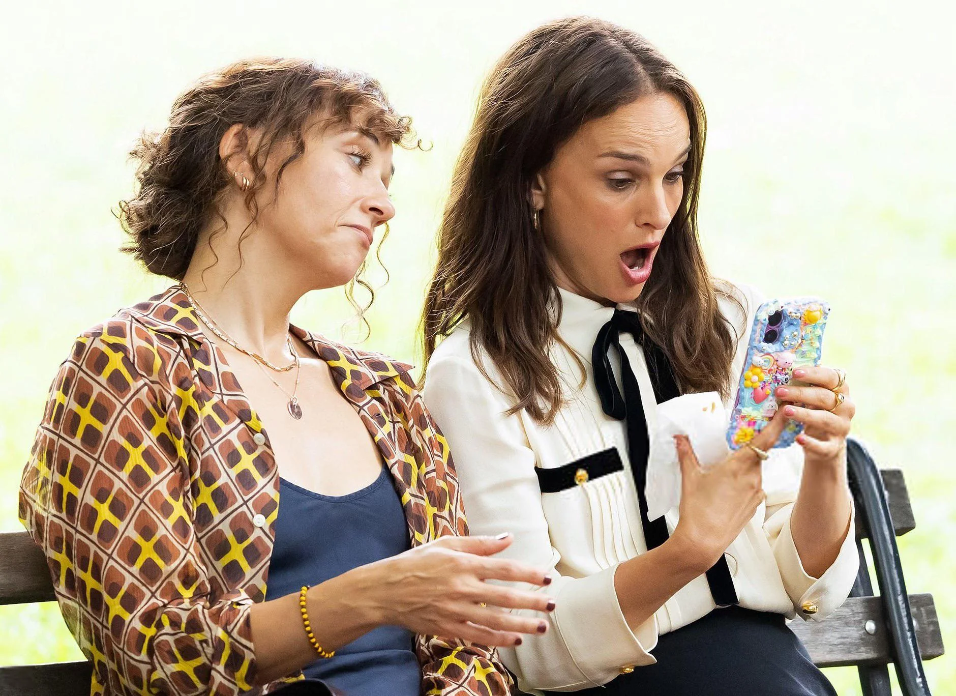 Rashida Jones, 49, and Natalie Portman, 44 picture 1 of 1