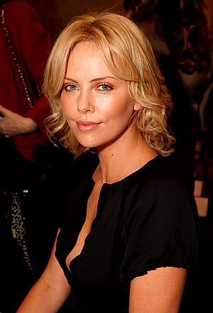 Charlize Theron, 50'