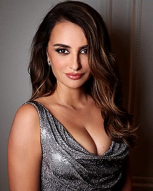 Penelope Cruz, 50'