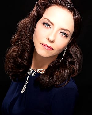 Juliet Landau, 60'