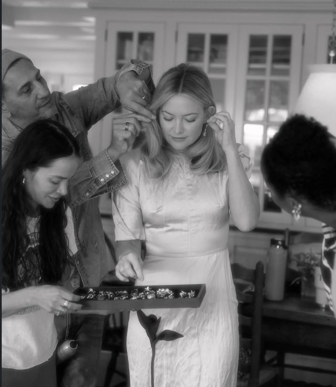 Kate Hudson, 46 picture 1 of 5