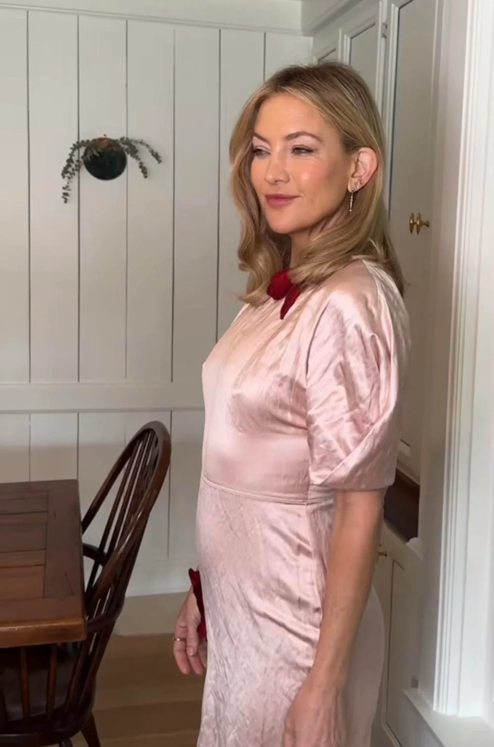 Kate Hudson, 46 picture 4 of 5