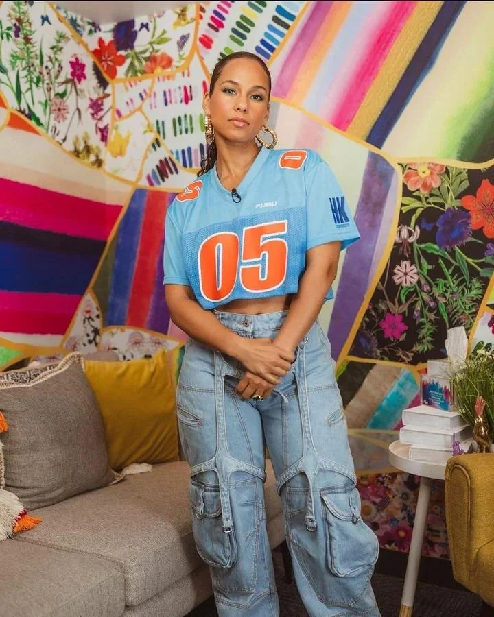 Alicia Keys, 44 picture 1 of 1