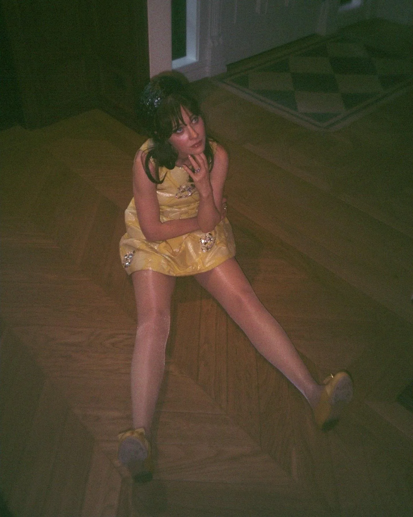 Zooey Deschanel, 45 picture 2 of 4