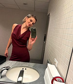 Rhea Seehorn, 53'