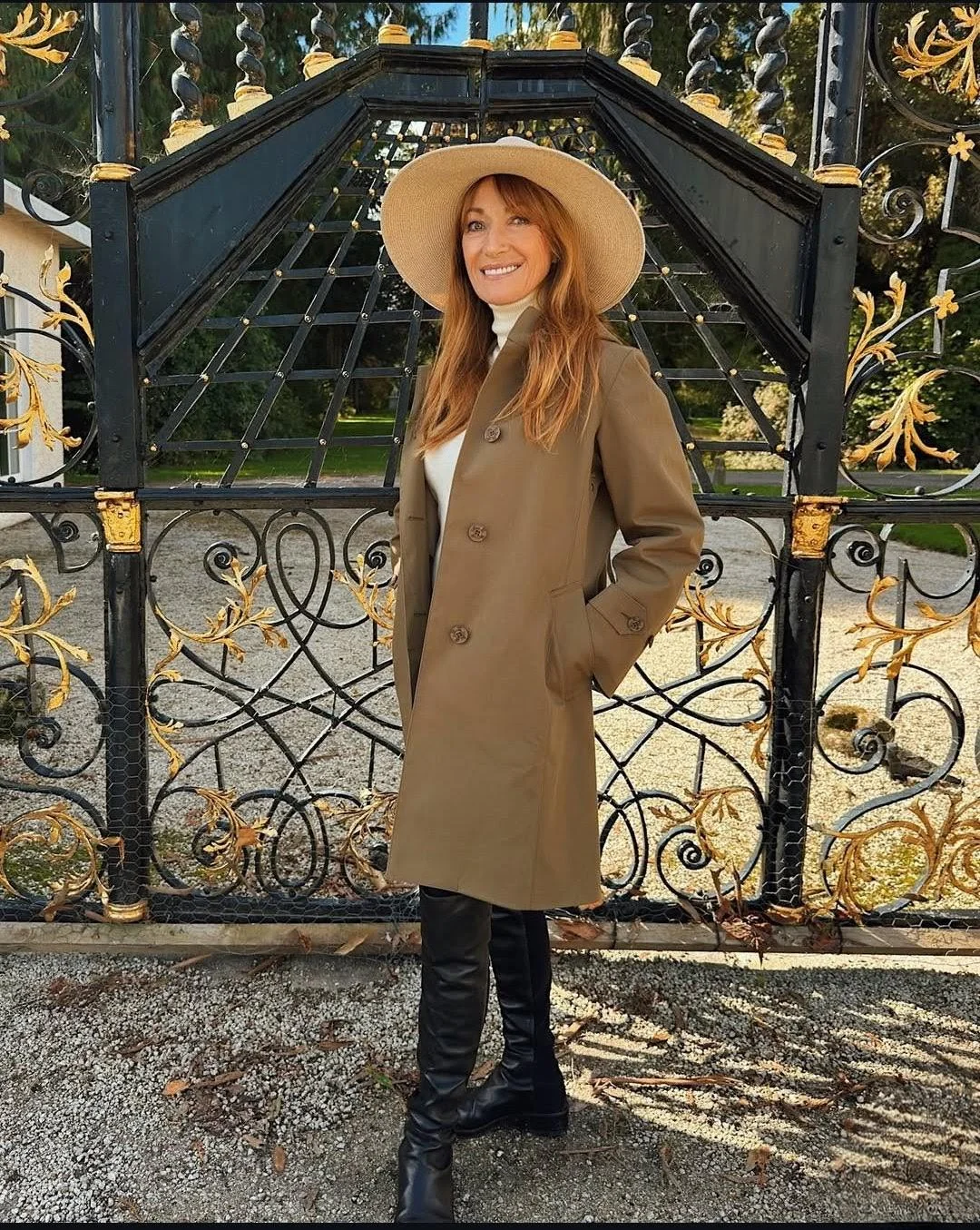 Jane Seymour, 74 picture 1 of 1
