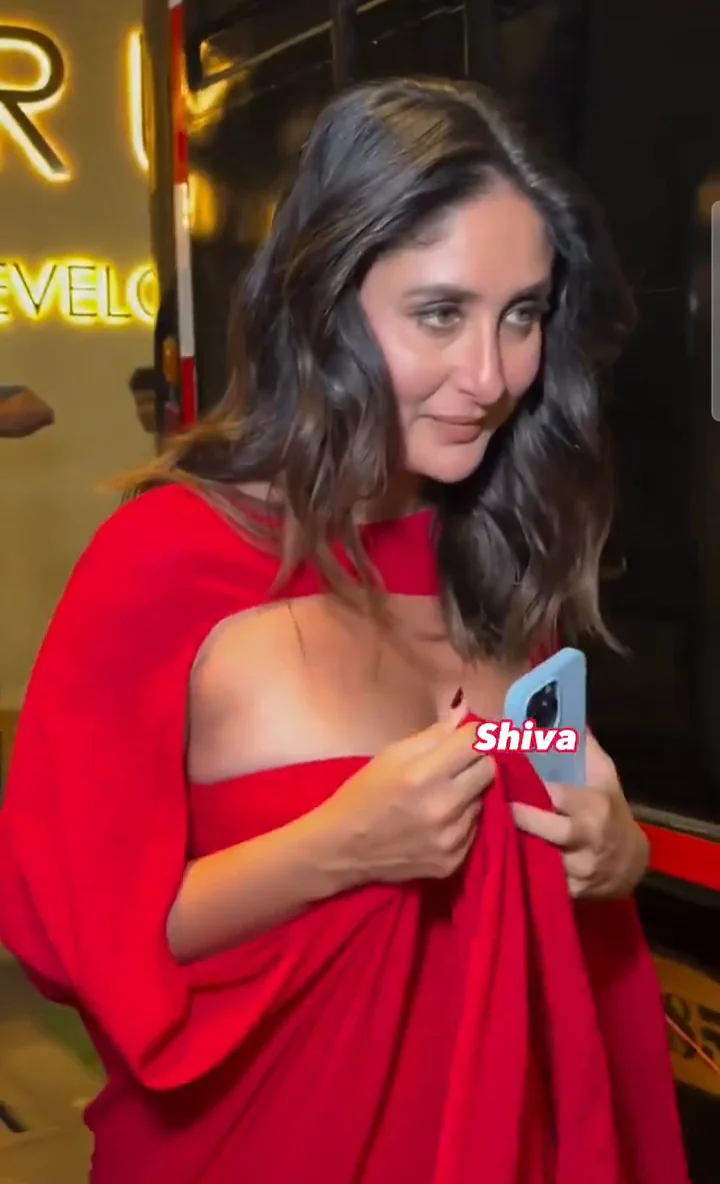 Kareena Kapoor, 44 picture 3 of 4