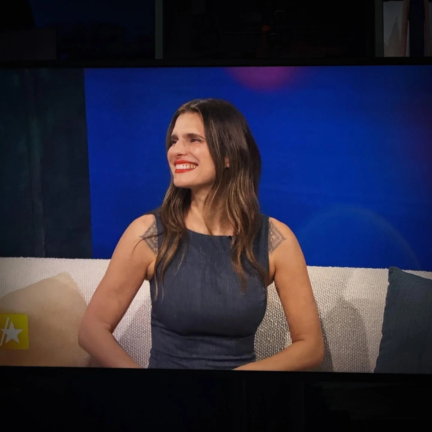 Lake Bell, 46 picture 1 of 1