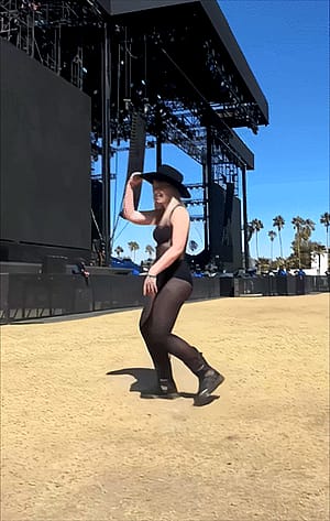 Natasha Bedingfield, 43'