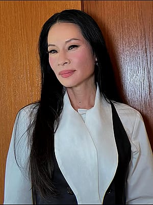 Lucy Liu, 56'