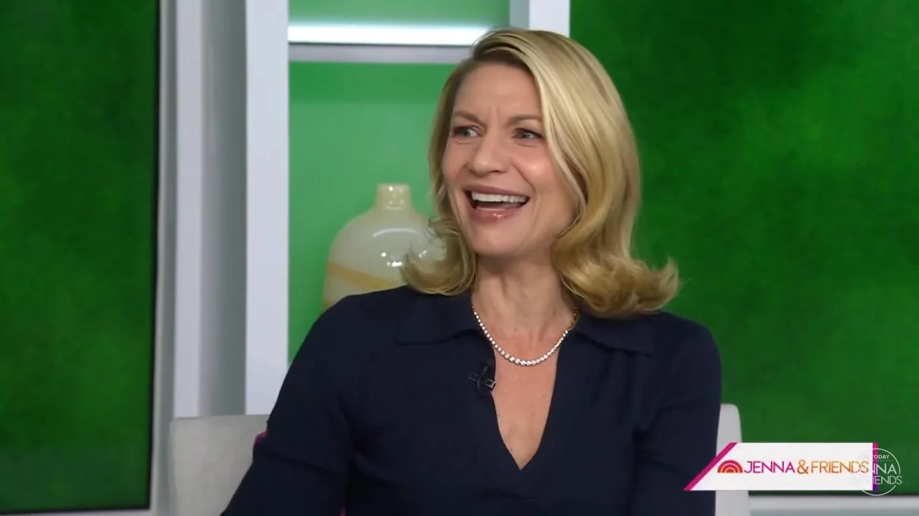 Claire Danes, 46 picture 2 of 2