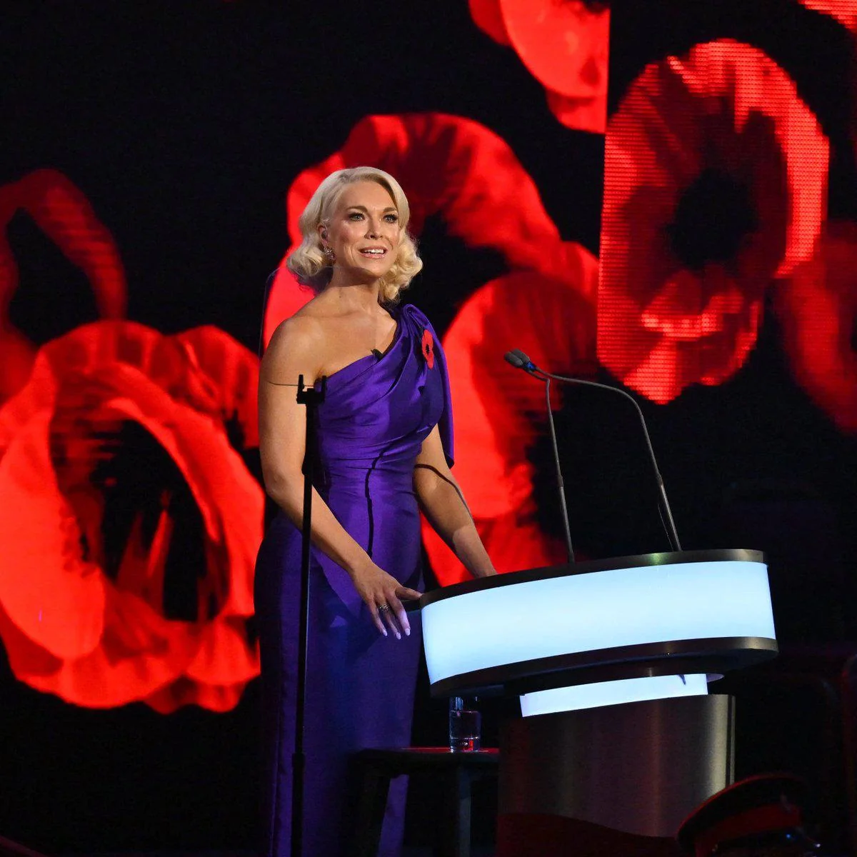Hannah Waddingham, 51 picture 1 of 1