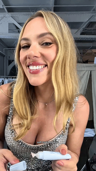 Scarlett Johansson, 40 picture 1 of 1