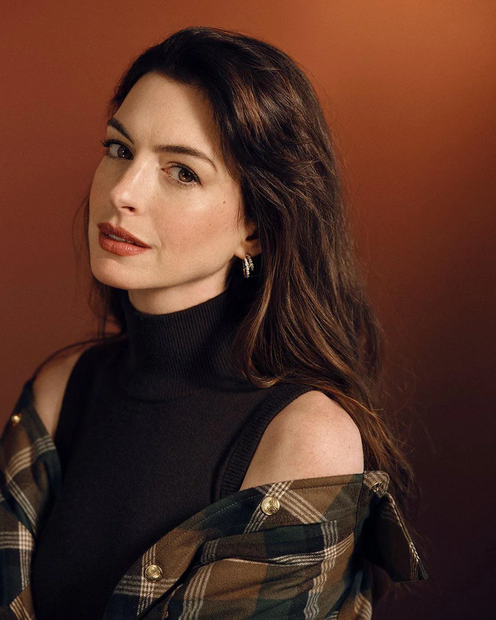 Anne Hathaway, 43 picture 1 of 1