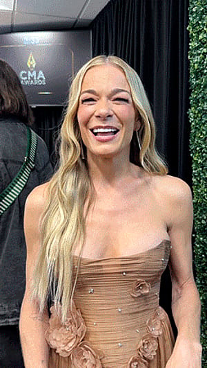 Leann Rimes, 43'