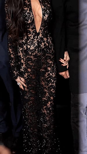 Demi Moore, 63'