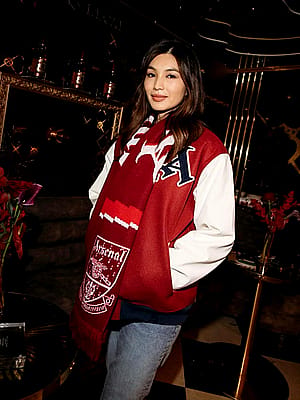 Gemma Chan, 42'