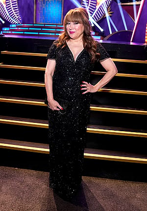 Jennifer Tilly, 67'