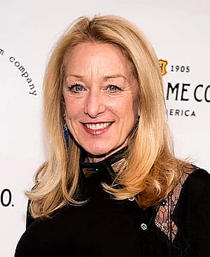 Patricia Wettig, 64'