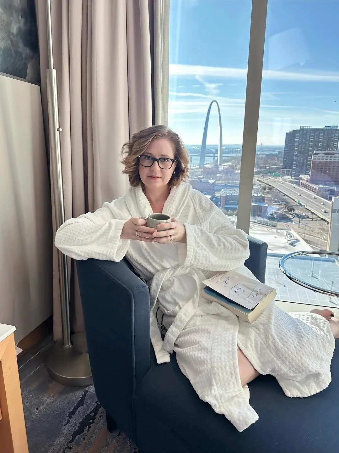 Jenna Fischer, 51 picture 1 of 2