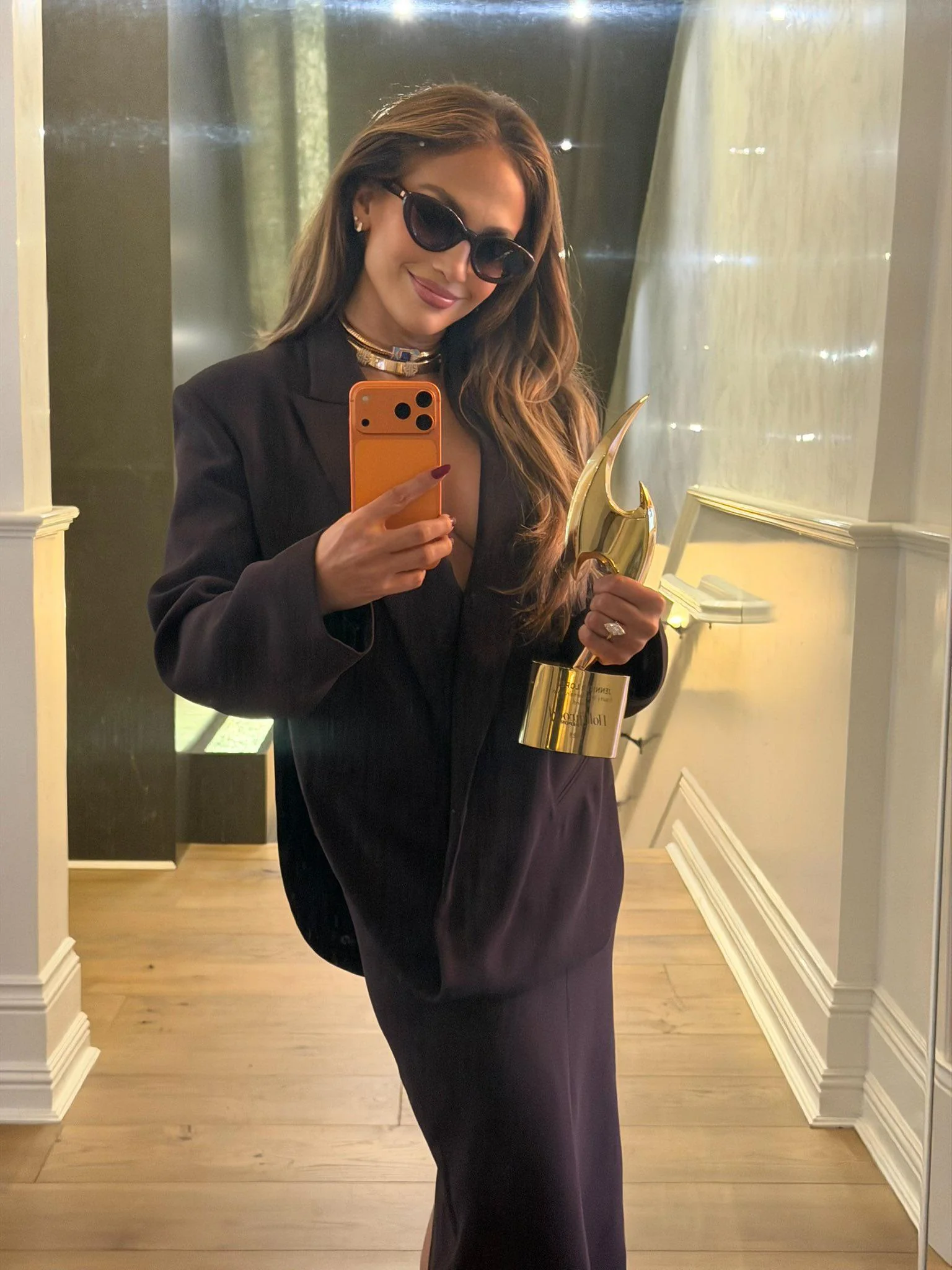 Jennifer Lopez, 56 picture 1 of 1