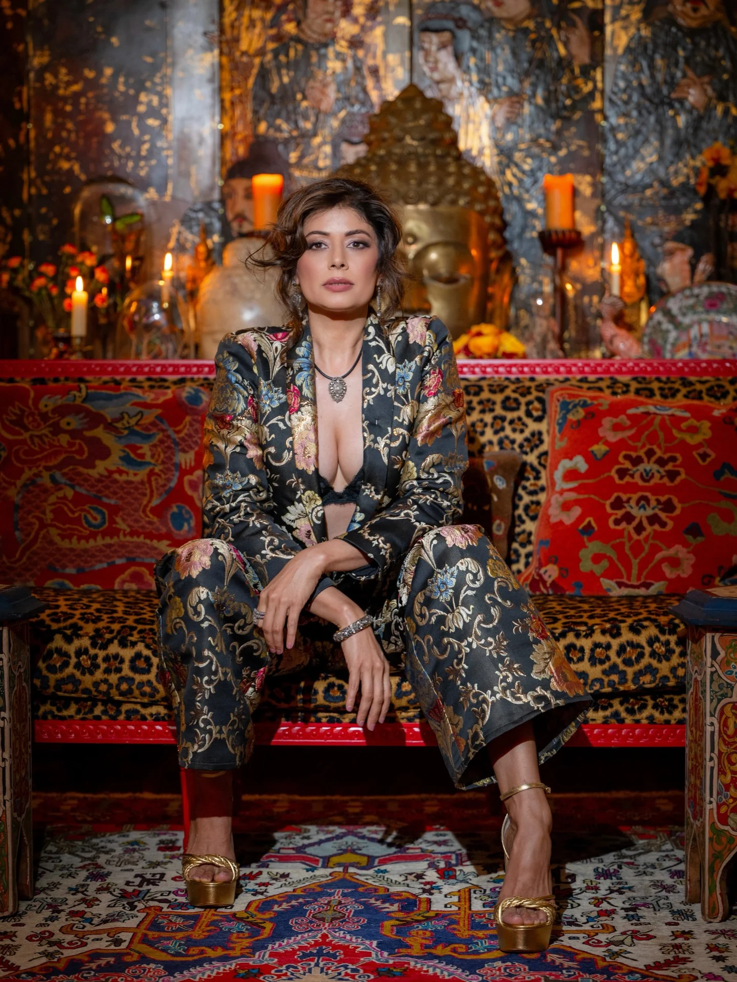 Pooja Batra, 49 picture 3 of 4