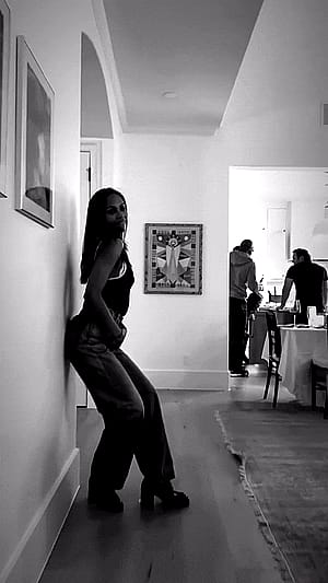 Zoe Saldana, 47'