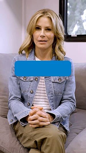 Julie Bowen, 54'