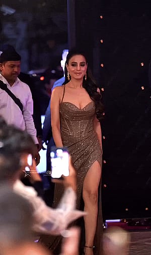 Ameesha Patel, 50'
