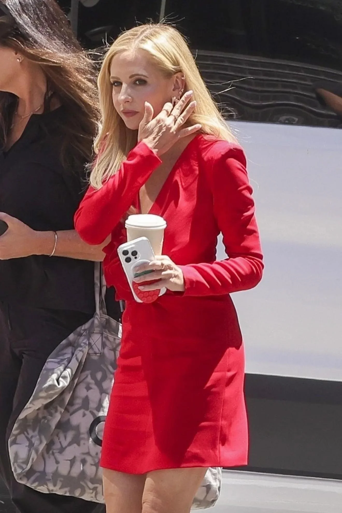 Sarah Michelle Gellar, 48 picture 2 of 6
