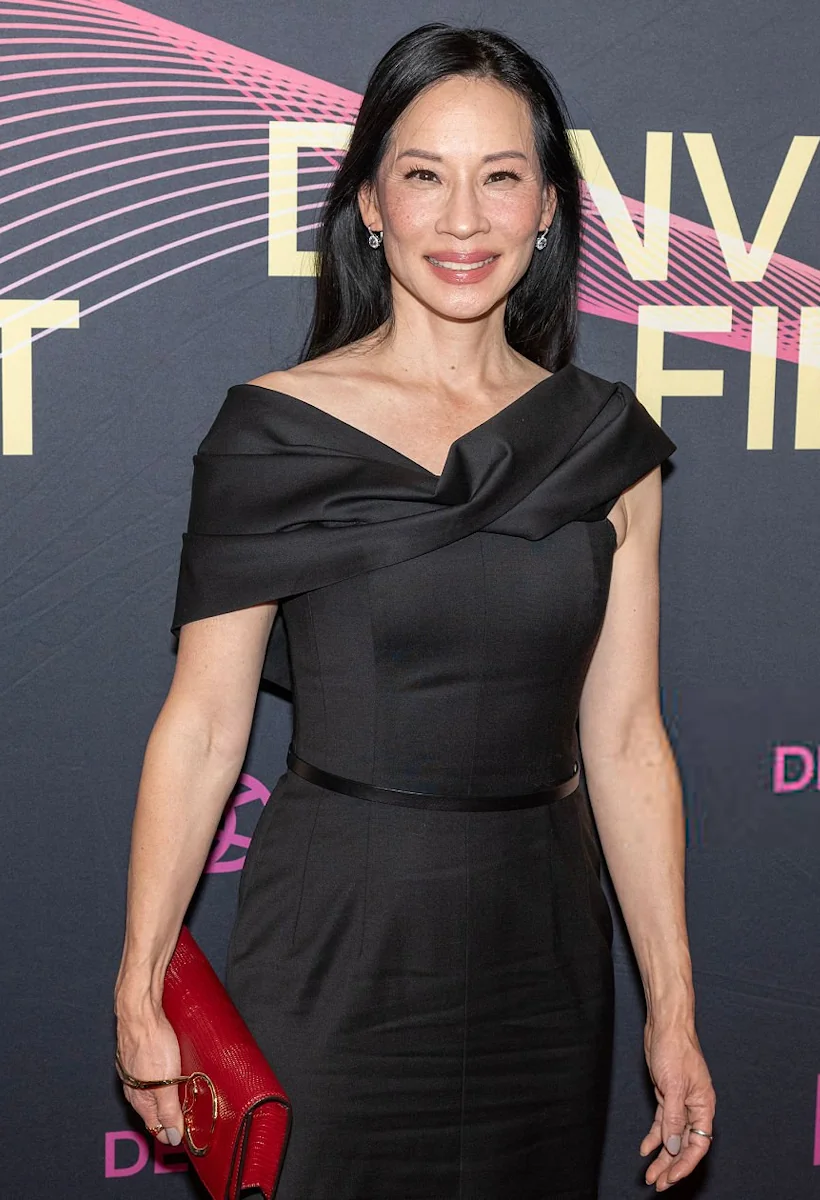 Lucy Liu, 56 picture 1 of 1