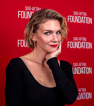 Rhea Seehorn, 53'