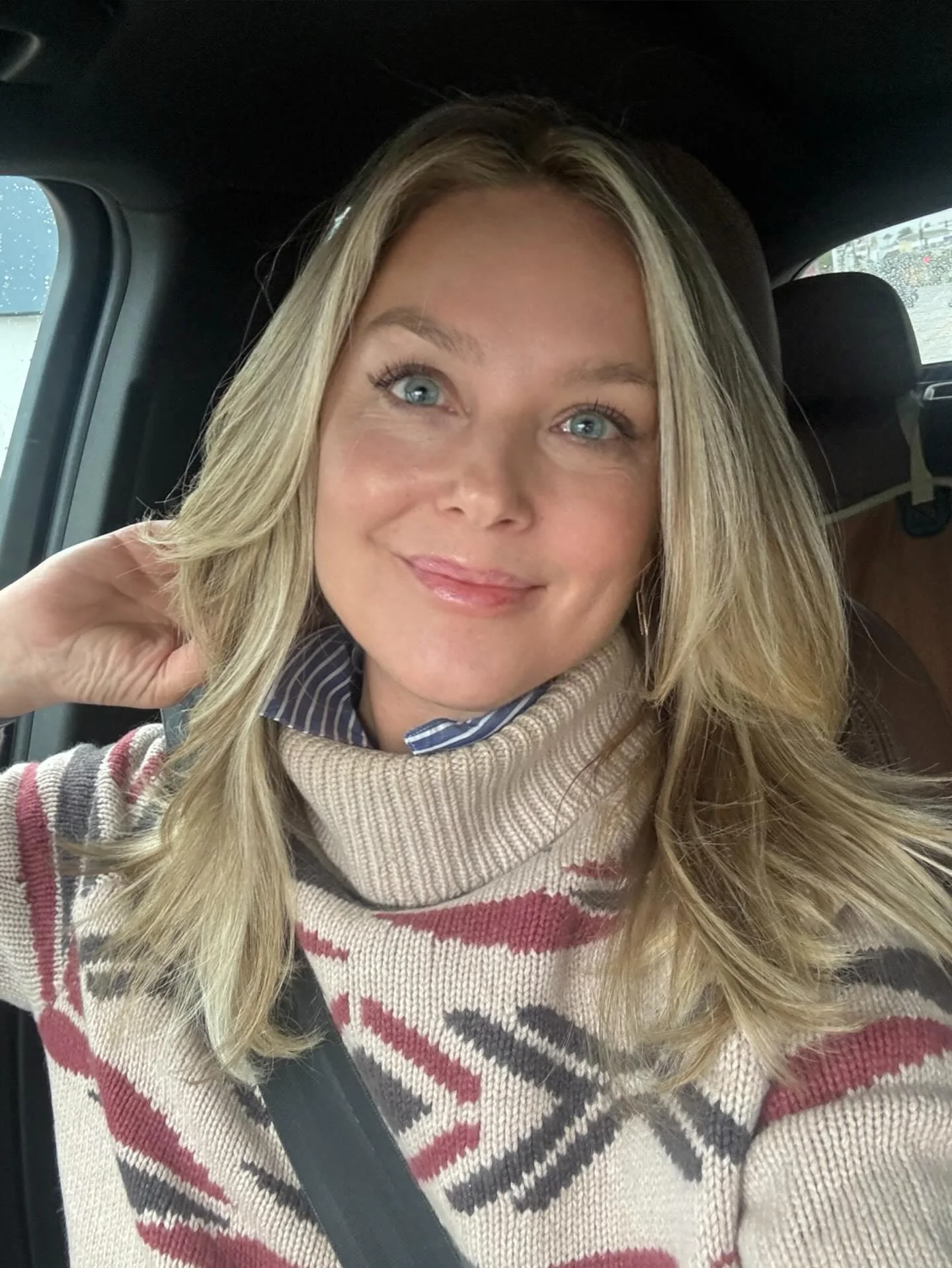 Elisabeth Röhm, 52 picture 1 of 1