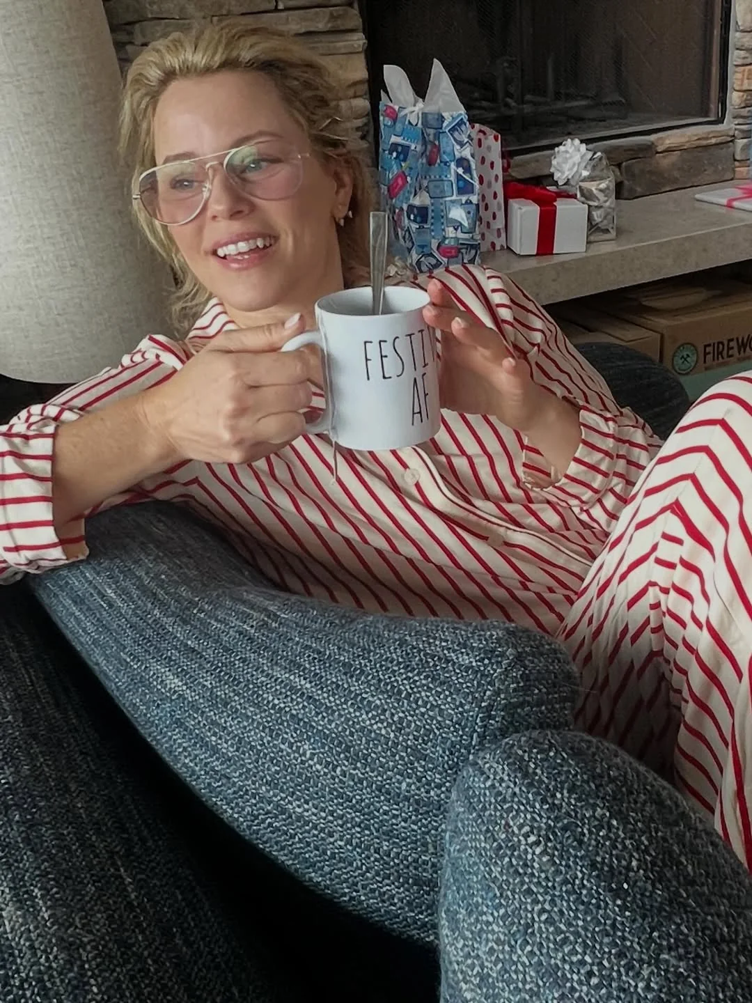 Elizabeth Banks, 51 picture 5 of 5