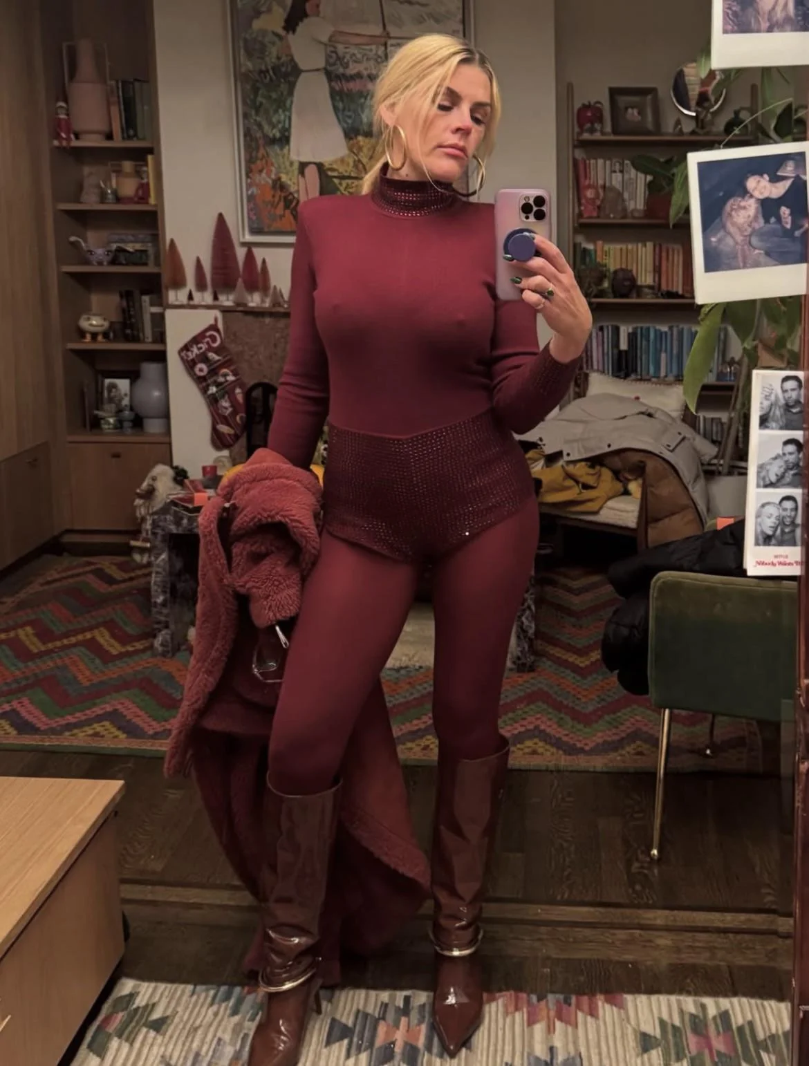 Busy Philipps, 46 picture 1 of 1