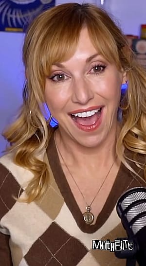 Kari Byron, 51'