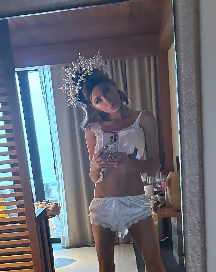 Kate Beckinsale, 52 picture 1 of 4