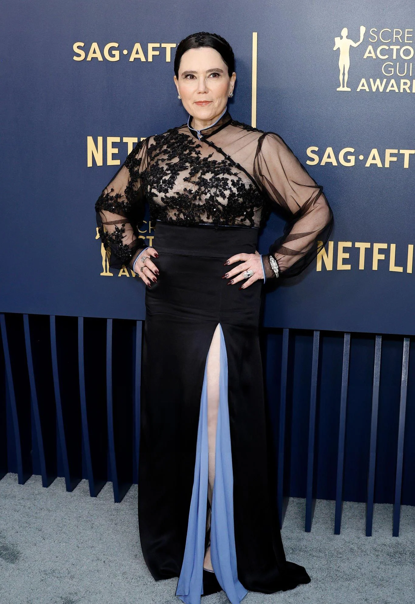 Alex Borstein, 53 picture 1 of 12