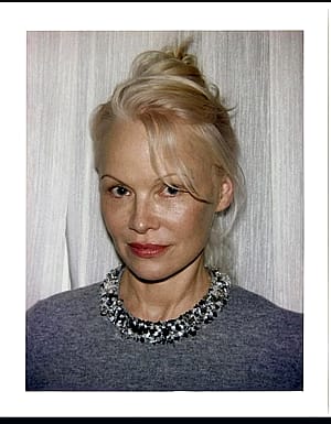 Pamela Anderson, 58'