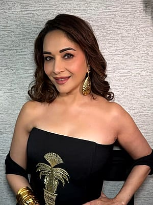 Madhuri Dixit, 58'