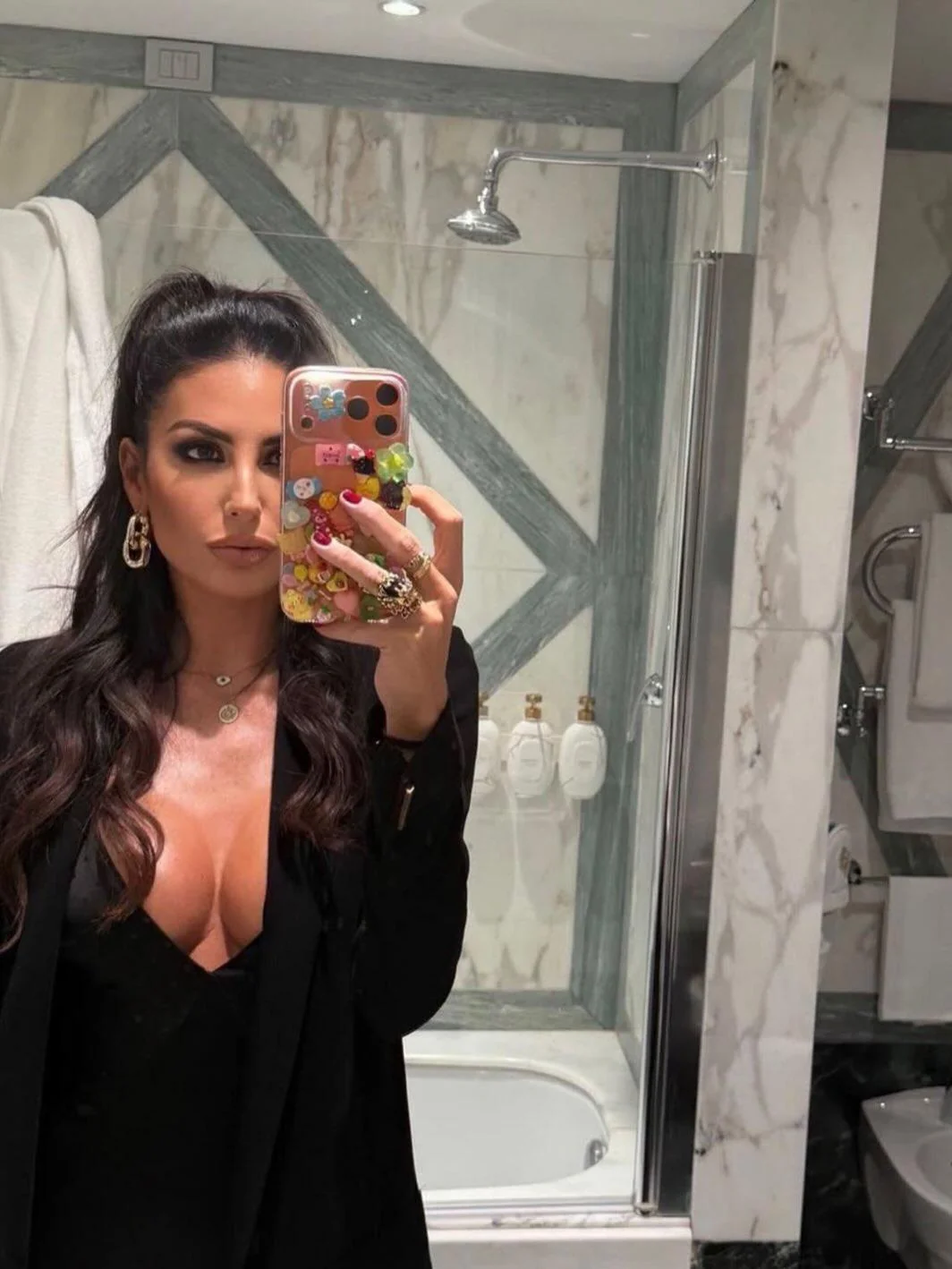 Elisabetta Gregoraci, 45 picture 2 of 3