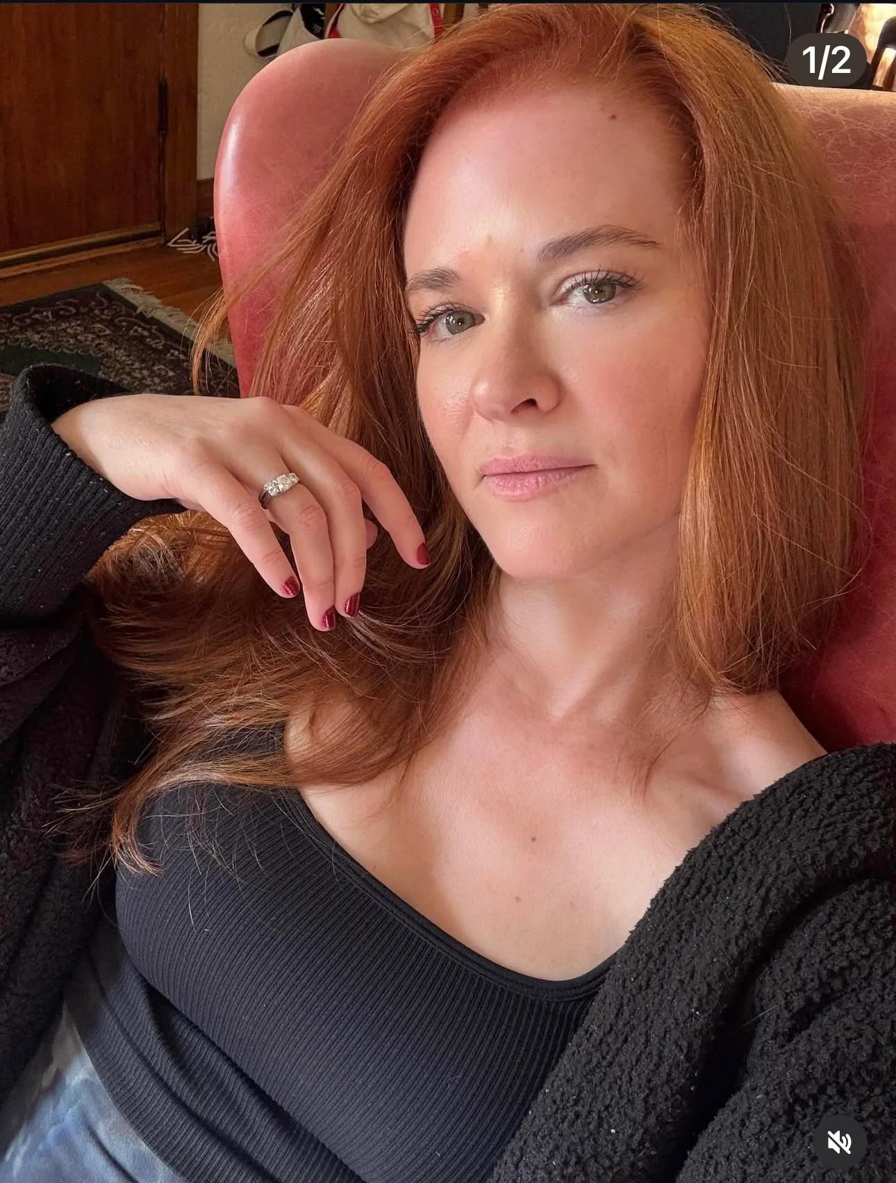 Sarah Drew, 45 picture 1 of 4