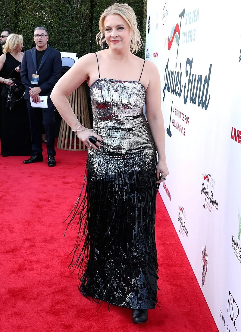 Melissa Joan Hart, 49 picture 3 of 3