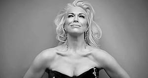 Hannah Waddingham, 49'