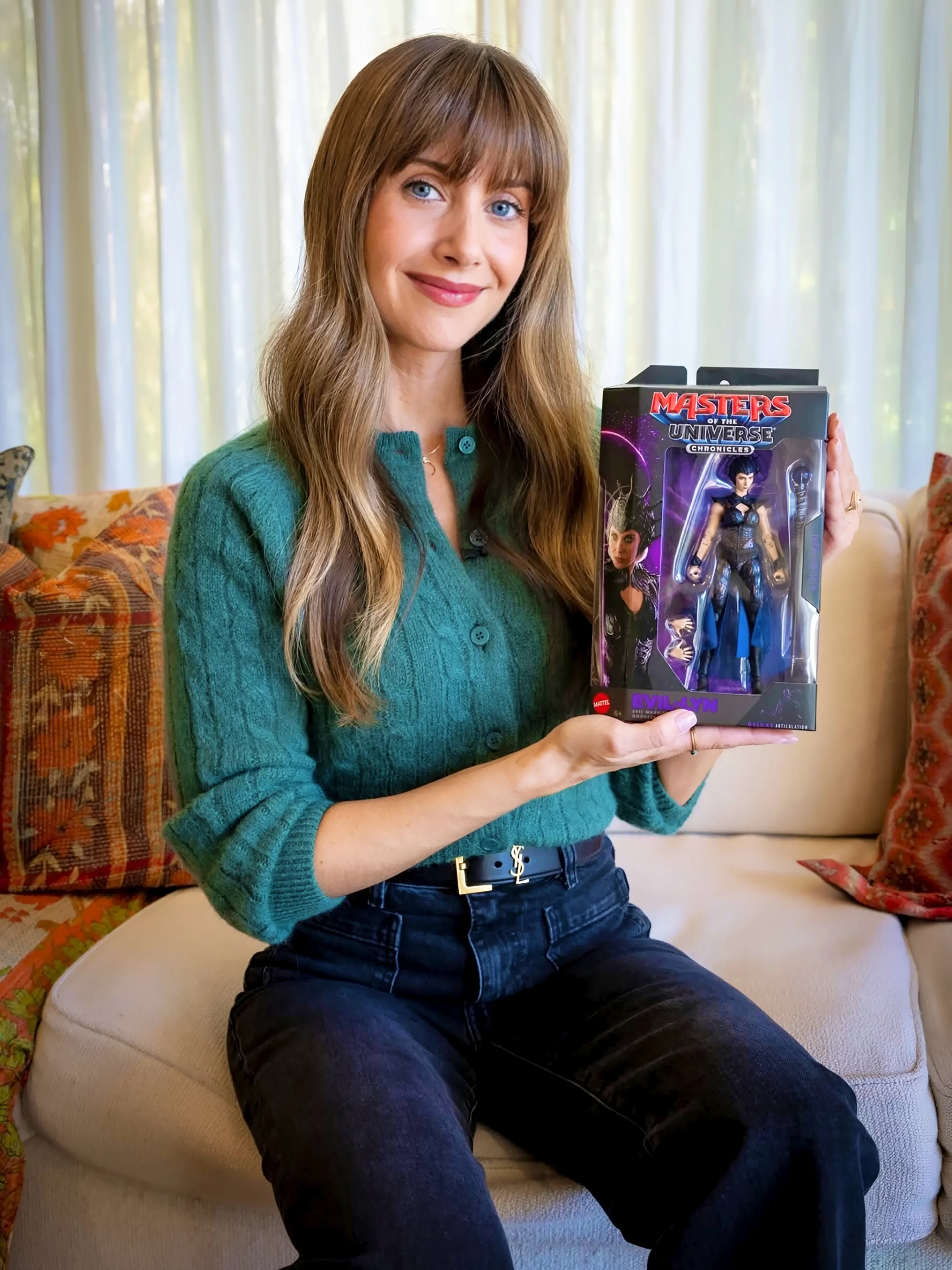 Alison Brie, 43 picture 5 of 5