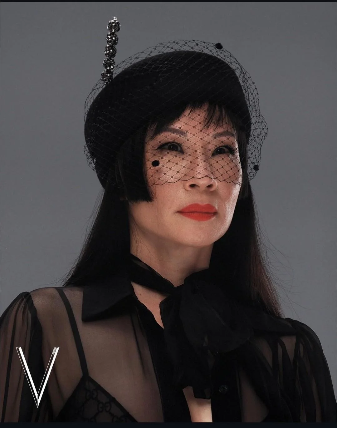 Lucy Liu, 55 picture 1 of 2
