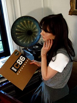 Zooey Deschanel, 46'