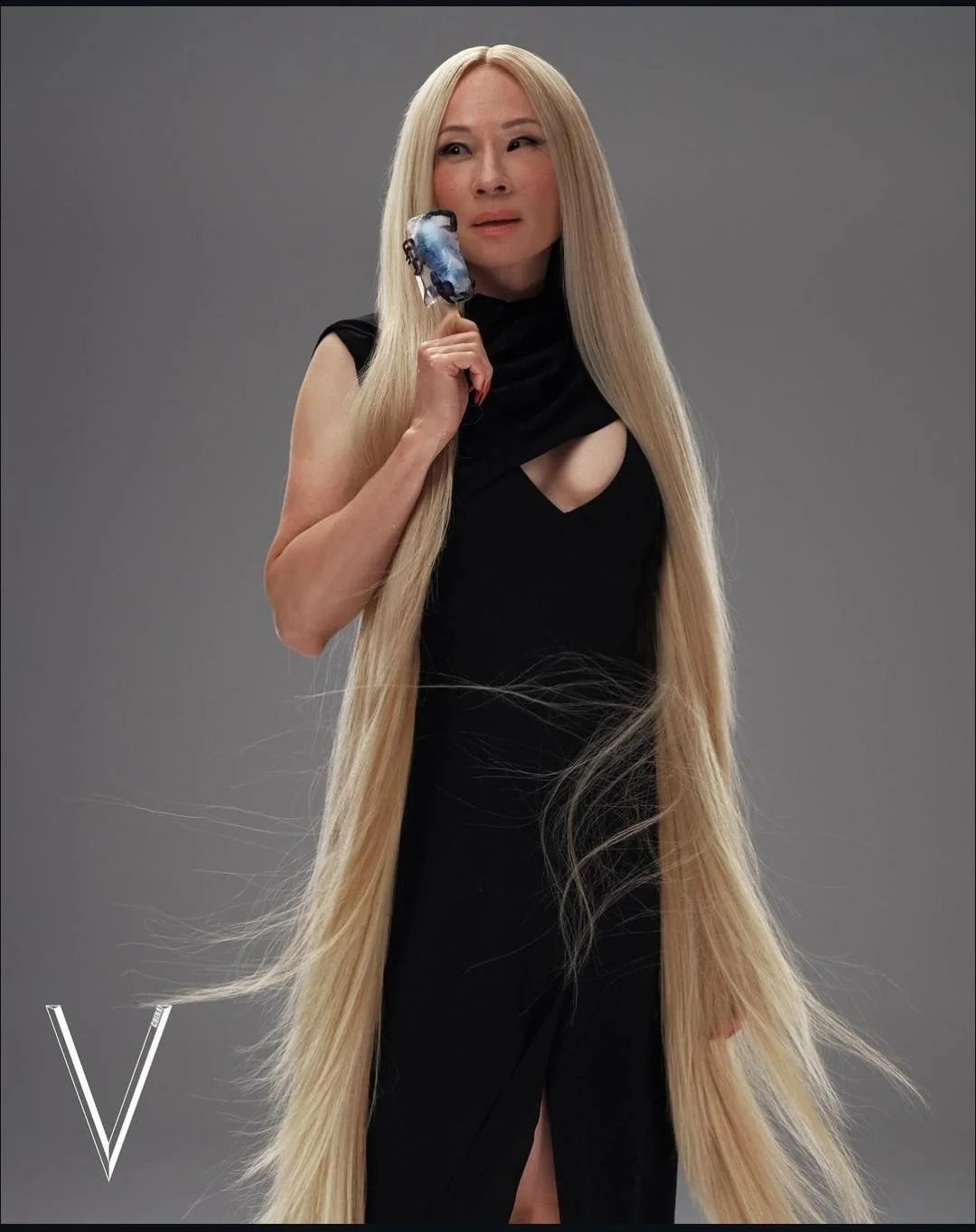 Lucy Liu, 55 picture 2 of 2